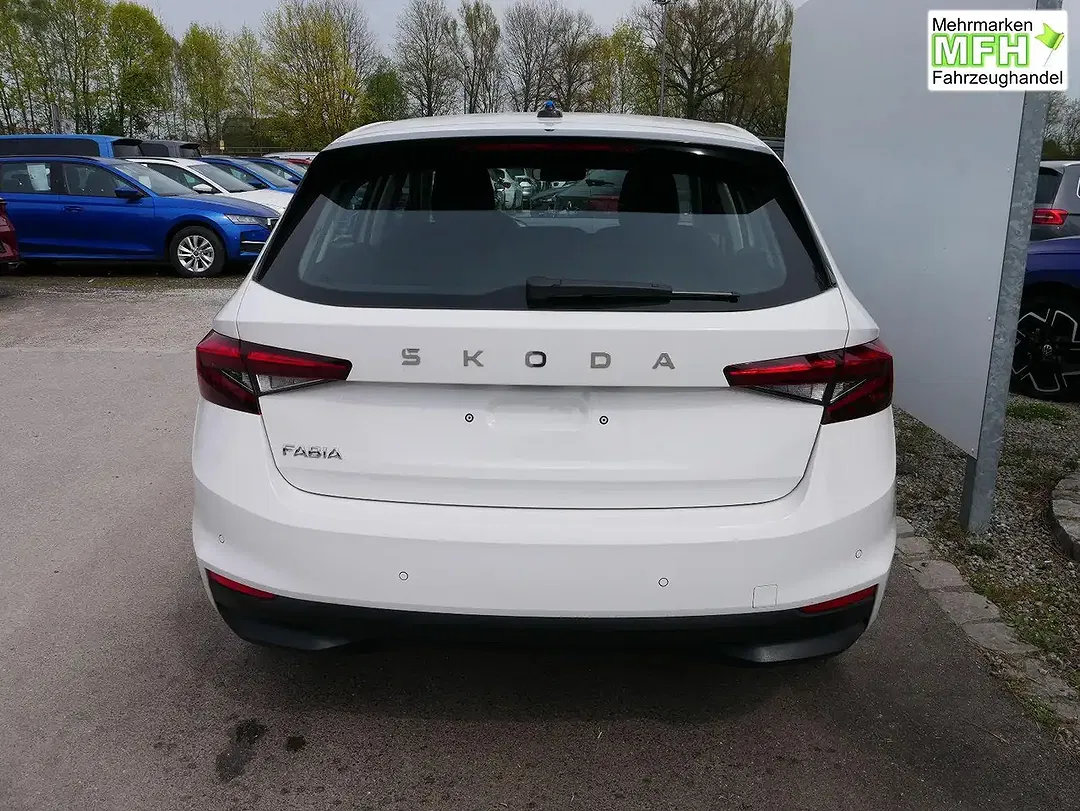 Skoda Fabia - Thumbnail 2