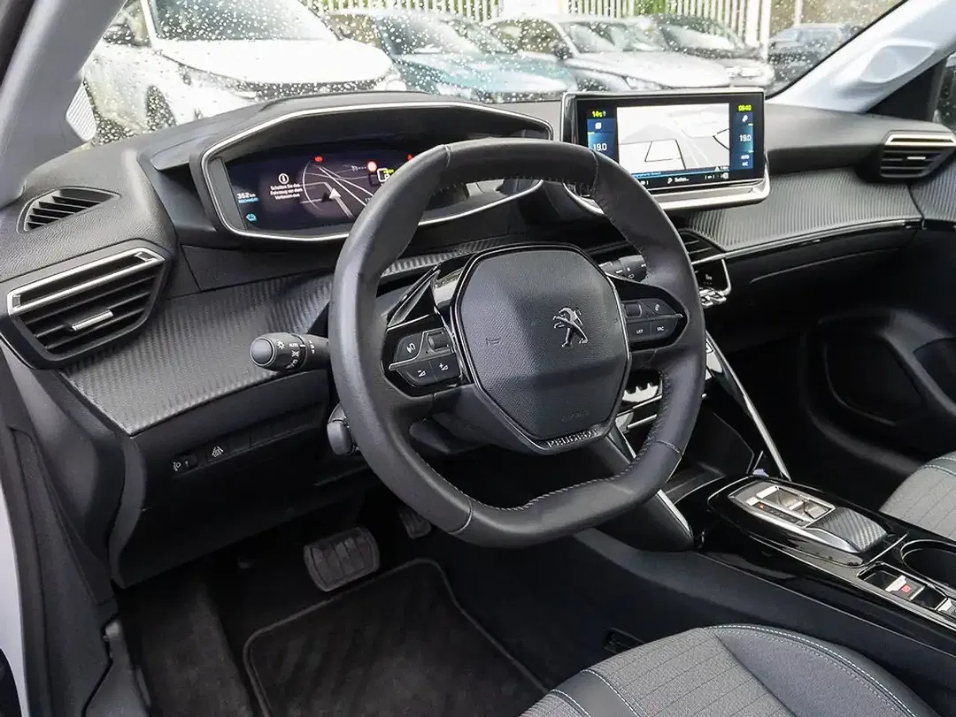 Peugeot e-208 - Thumbnail 4