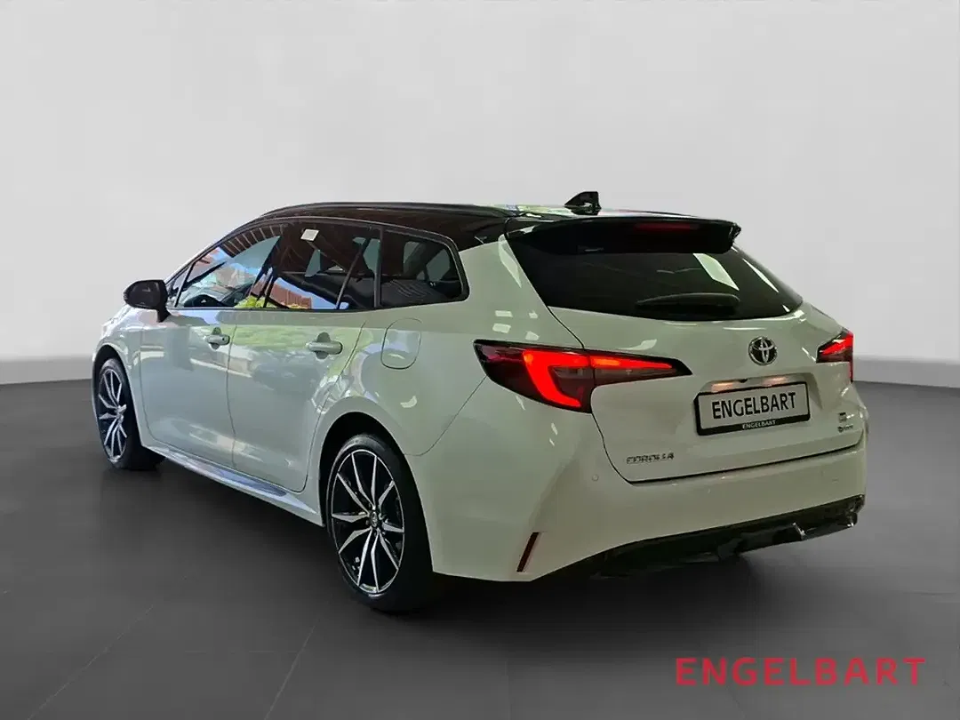 Toyota Corolla - Thumbnail 2