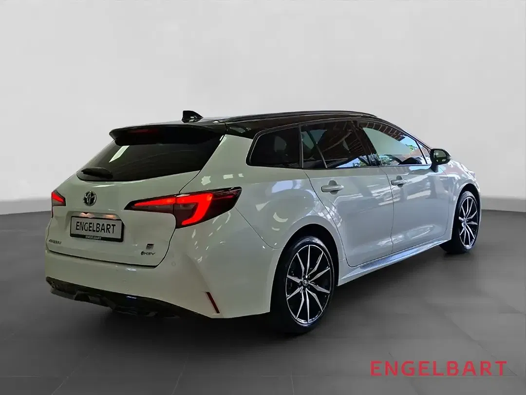 Toyota Corolla - Thumbnail 3