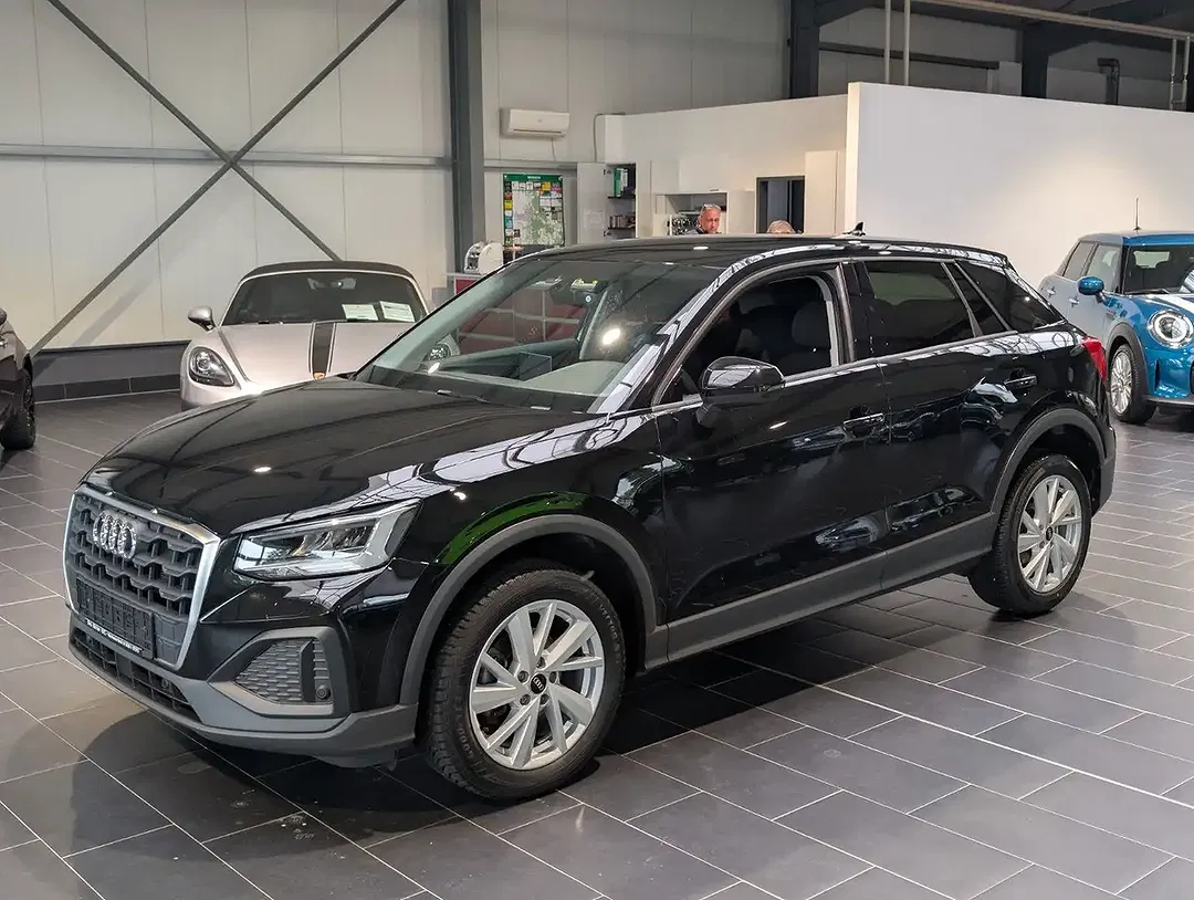 Audi Q2 - Thumbnail 1