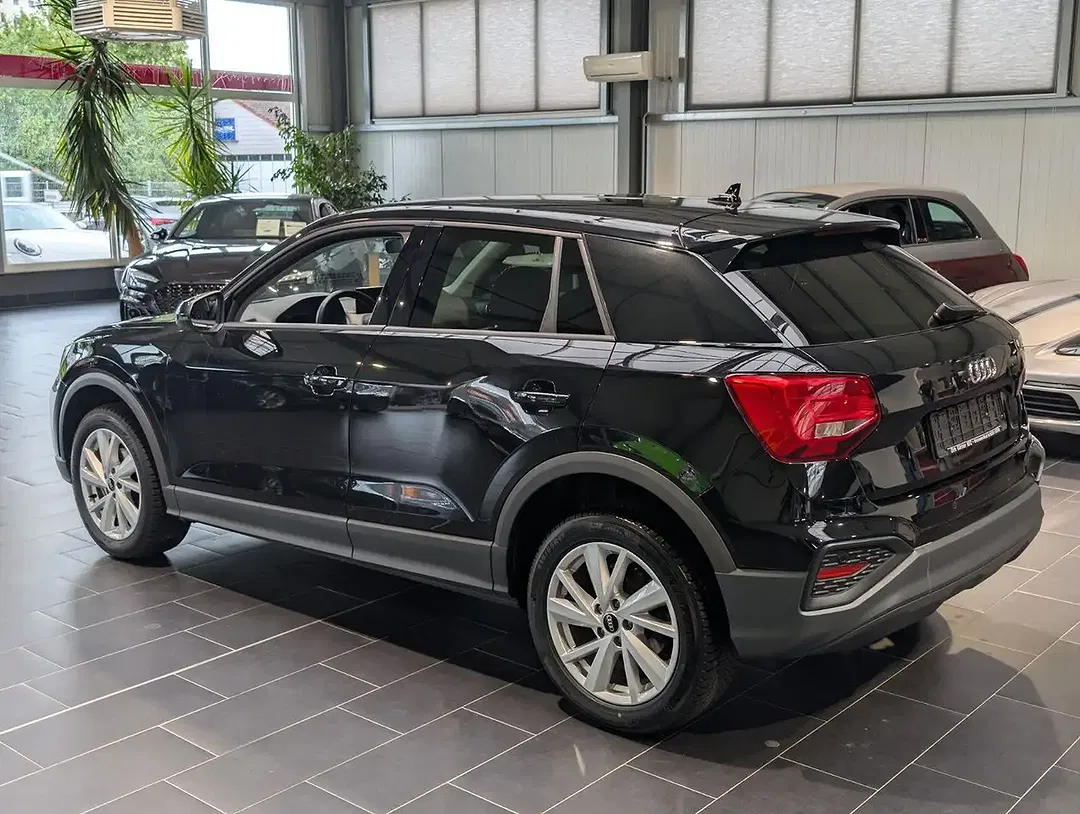 Audi Q2 - Thumbnail 2
