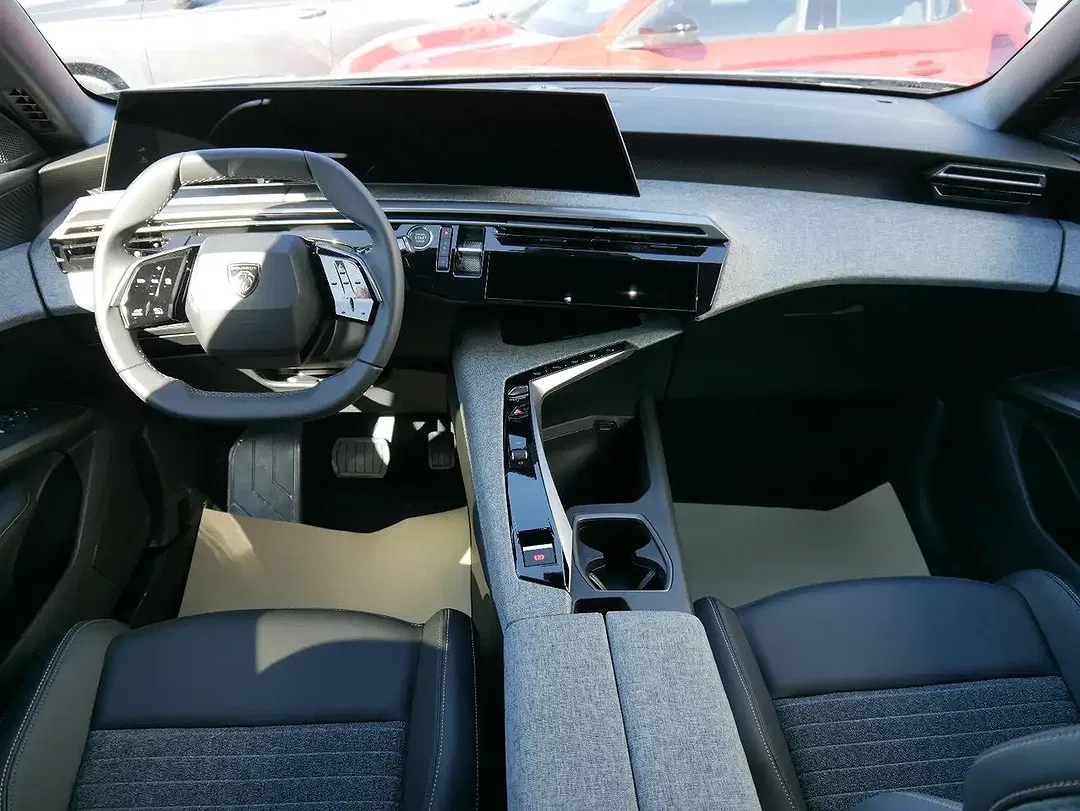 Peugeot 3008 - Thumbnail 11