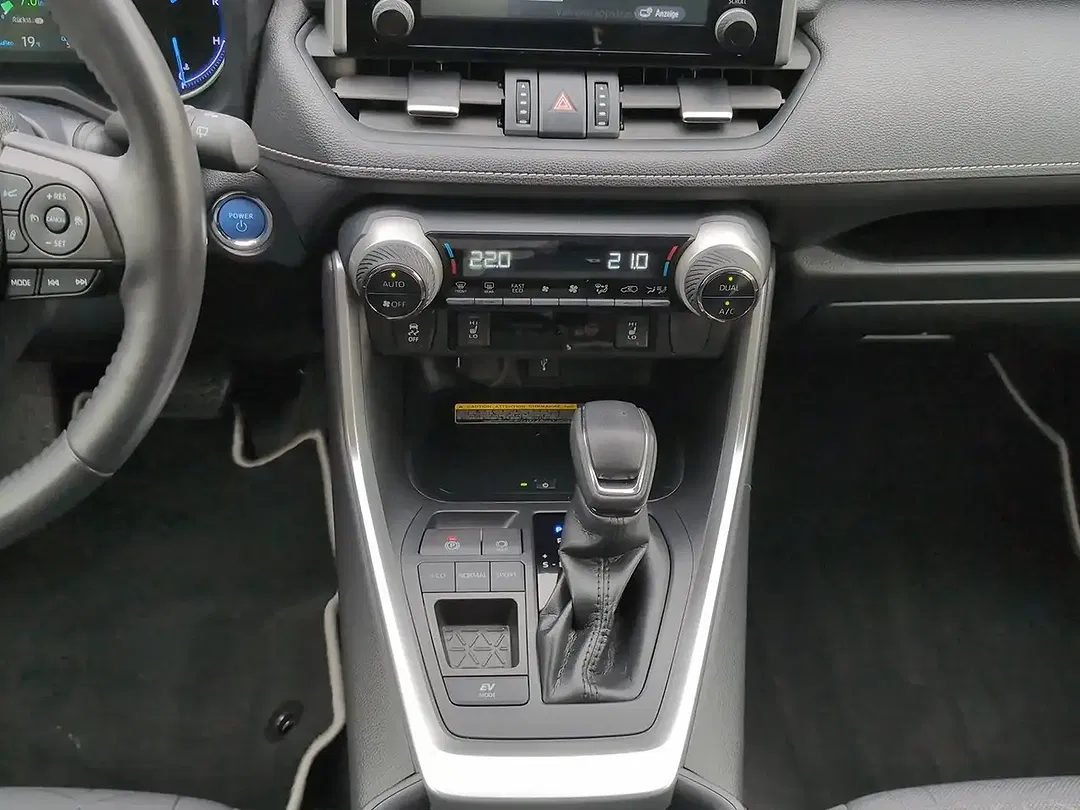 Toyota RAV 4 - Thumbnail 11