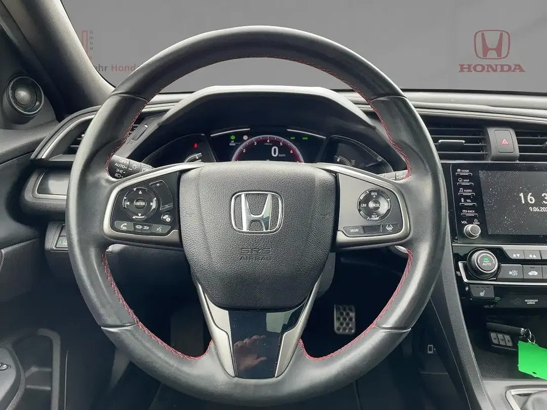 Honda Civic - Thumbnail 9