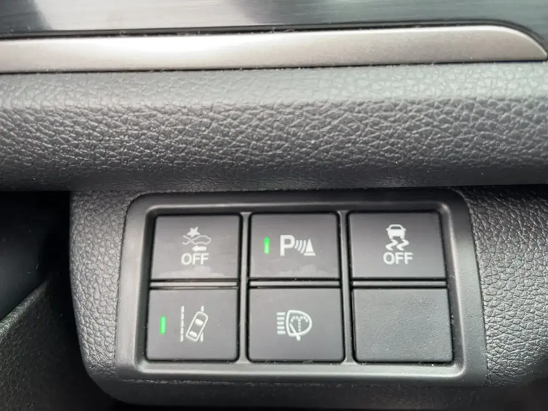 Honda Civic - Thumbnail 17