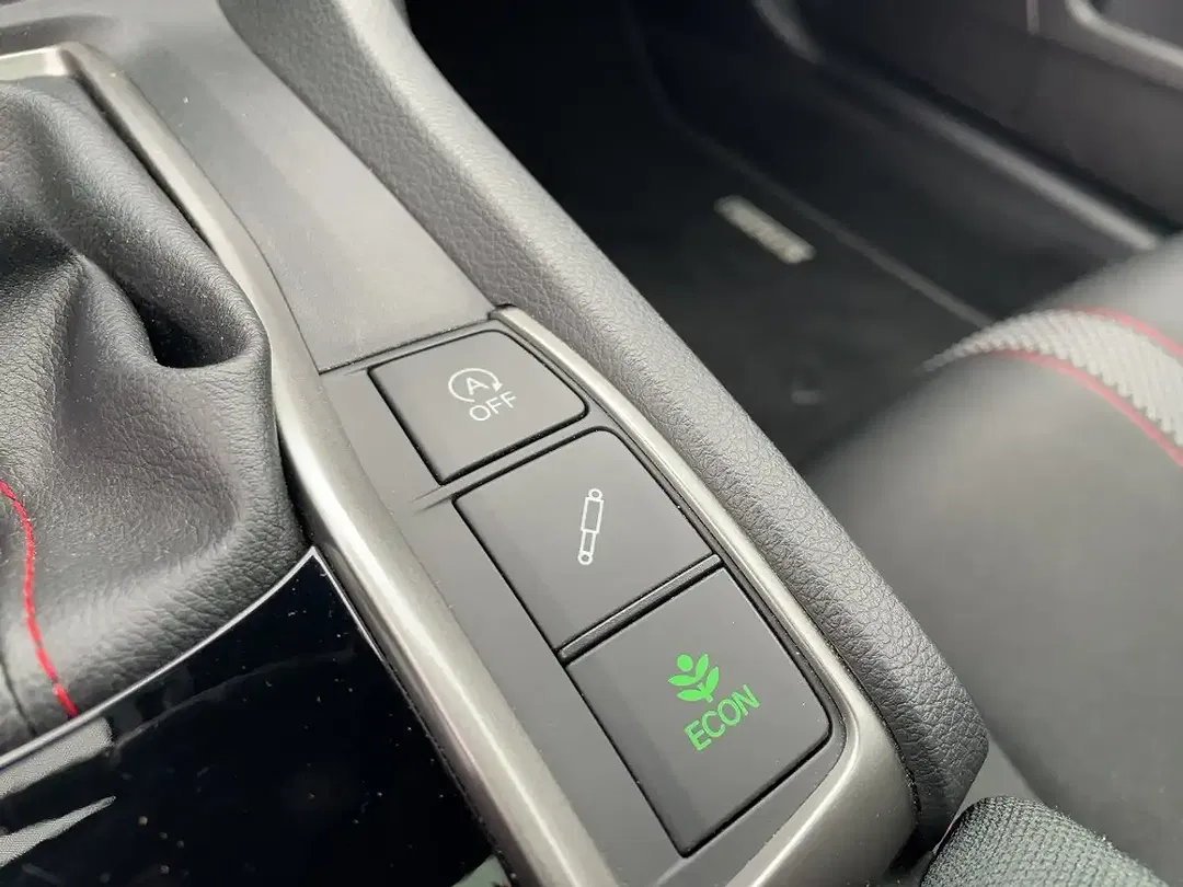 Honda Civic - Thumbnail 18
