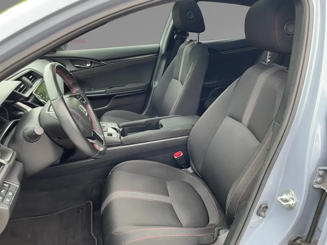 Honda Civic - Thumbnail 6