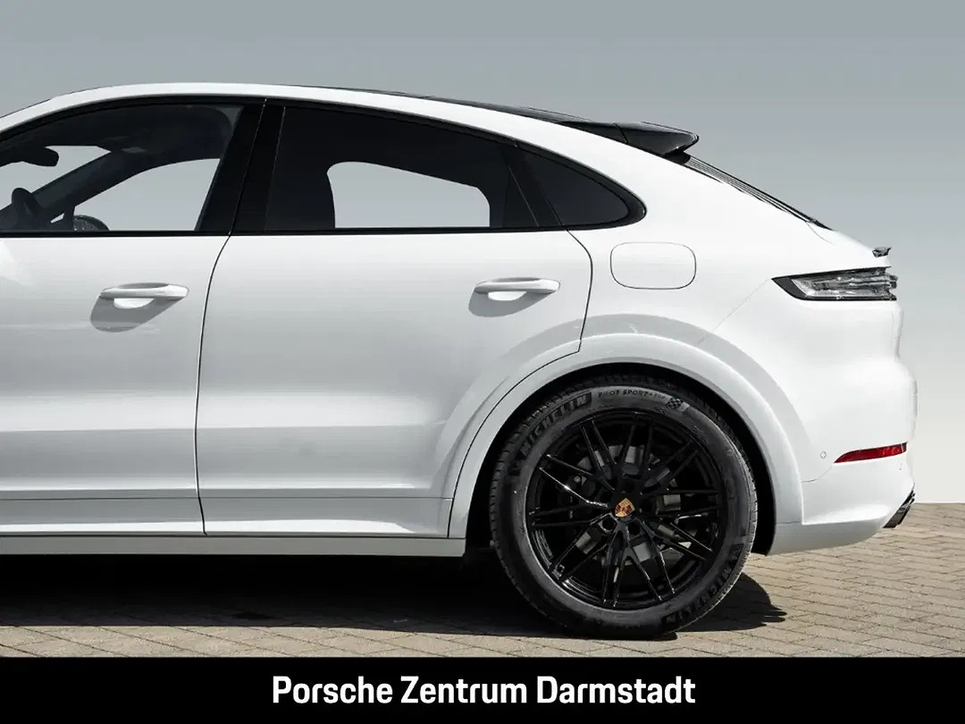 Porsche Cayenne - Thumbnail 10