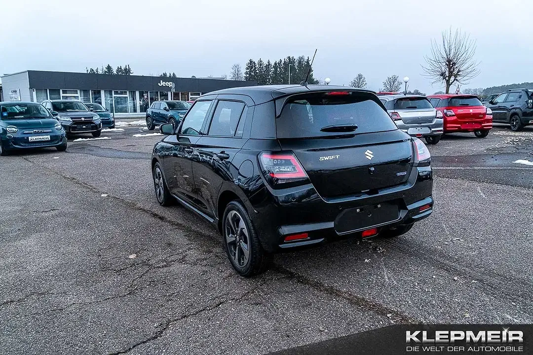 Suzuki Swift - Thumbnail 7