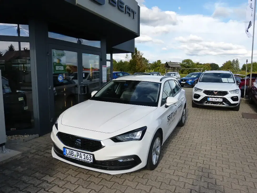 SEAT Leon - Thumbnail 1