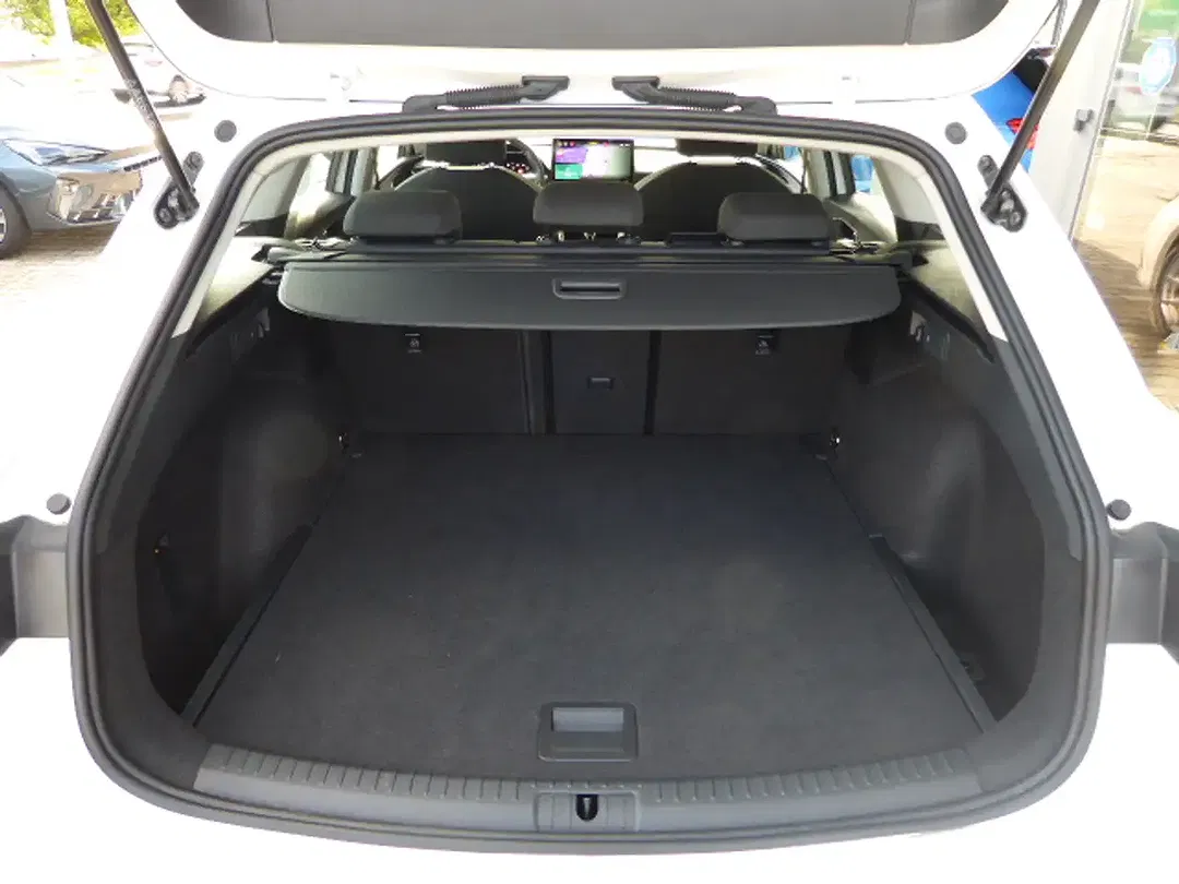 SEAT Leon - Thumbnail 6