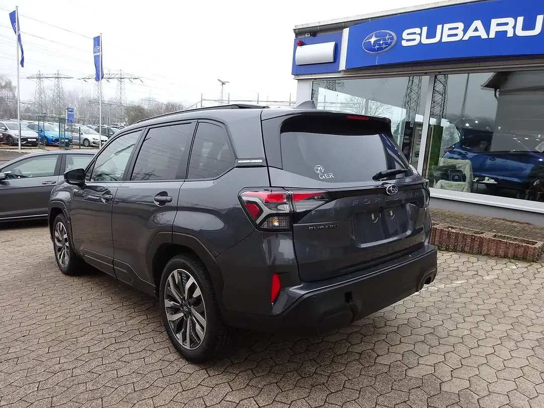 Subaru Forester - Thumbnail 3