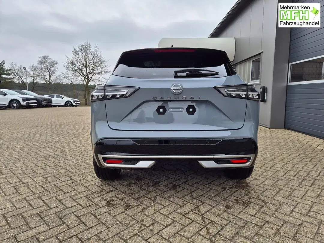 Nissan Qashqai - Thumbnail 3