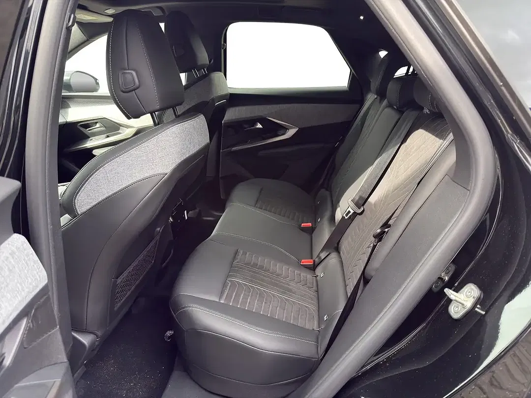 Peugeot 3008 - Thumbnail 12