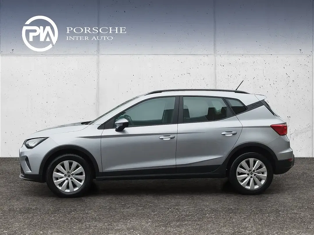 SEAT Arona - Thumbnail 3