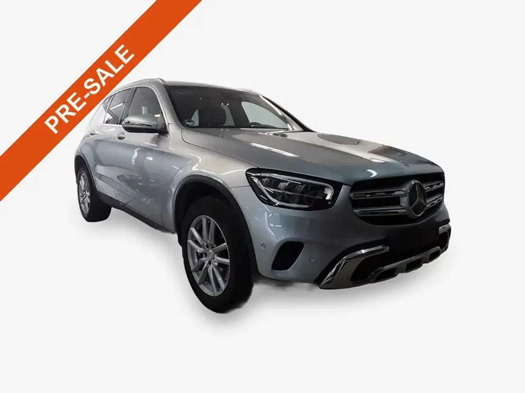 Mercedes-Benz GLC 300 - Thumbnail 2