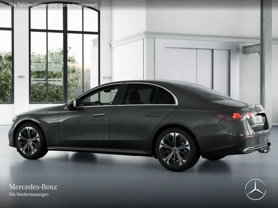 Mercedes-Benz E 220 - Thumbnail 14