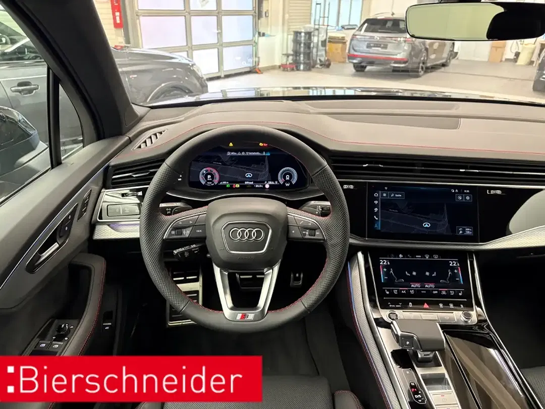 Audi Q7 - Thumbnail 10