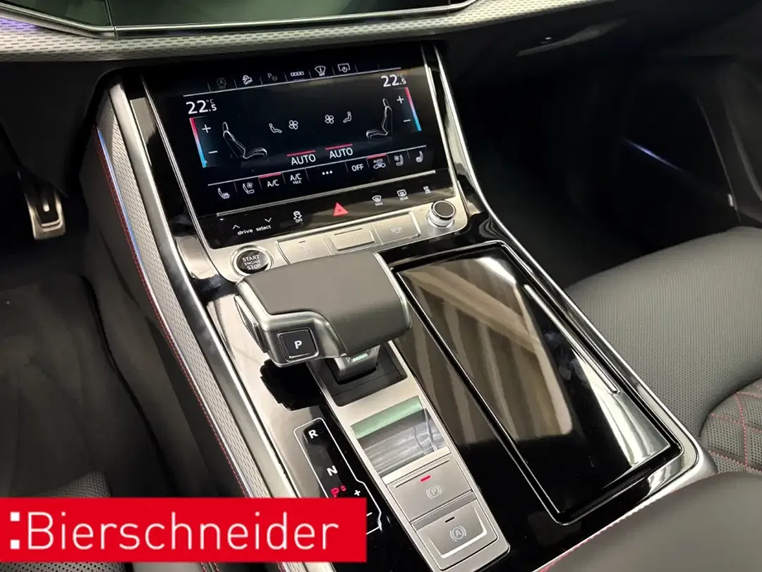 Audi Q7 - Thumbnail 13