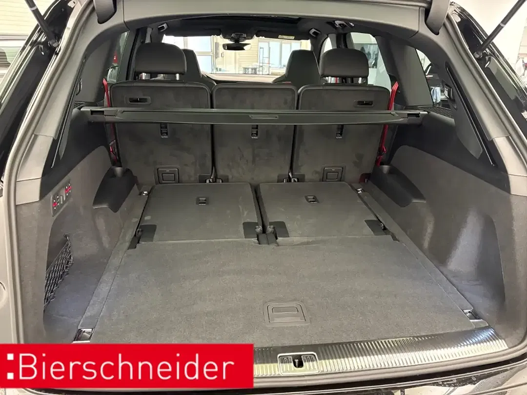 Audi Q7 - Thumbnail 16