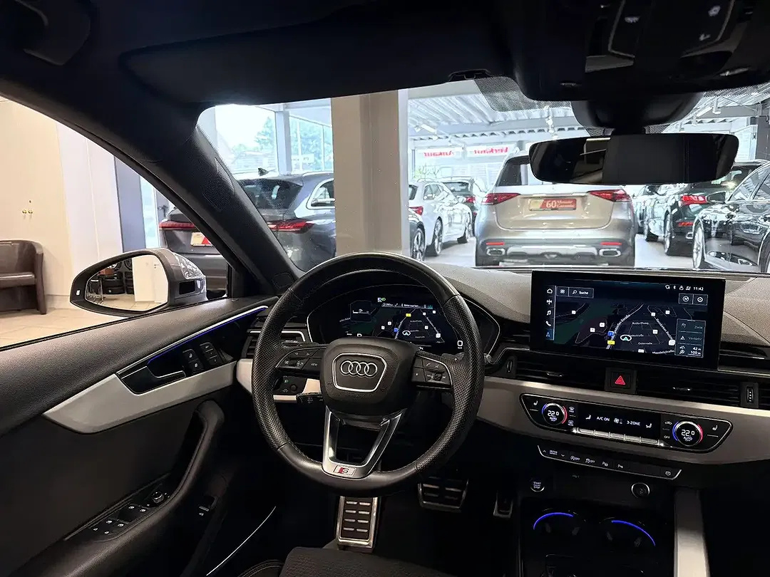 Audi A4 - Thumbnail 14