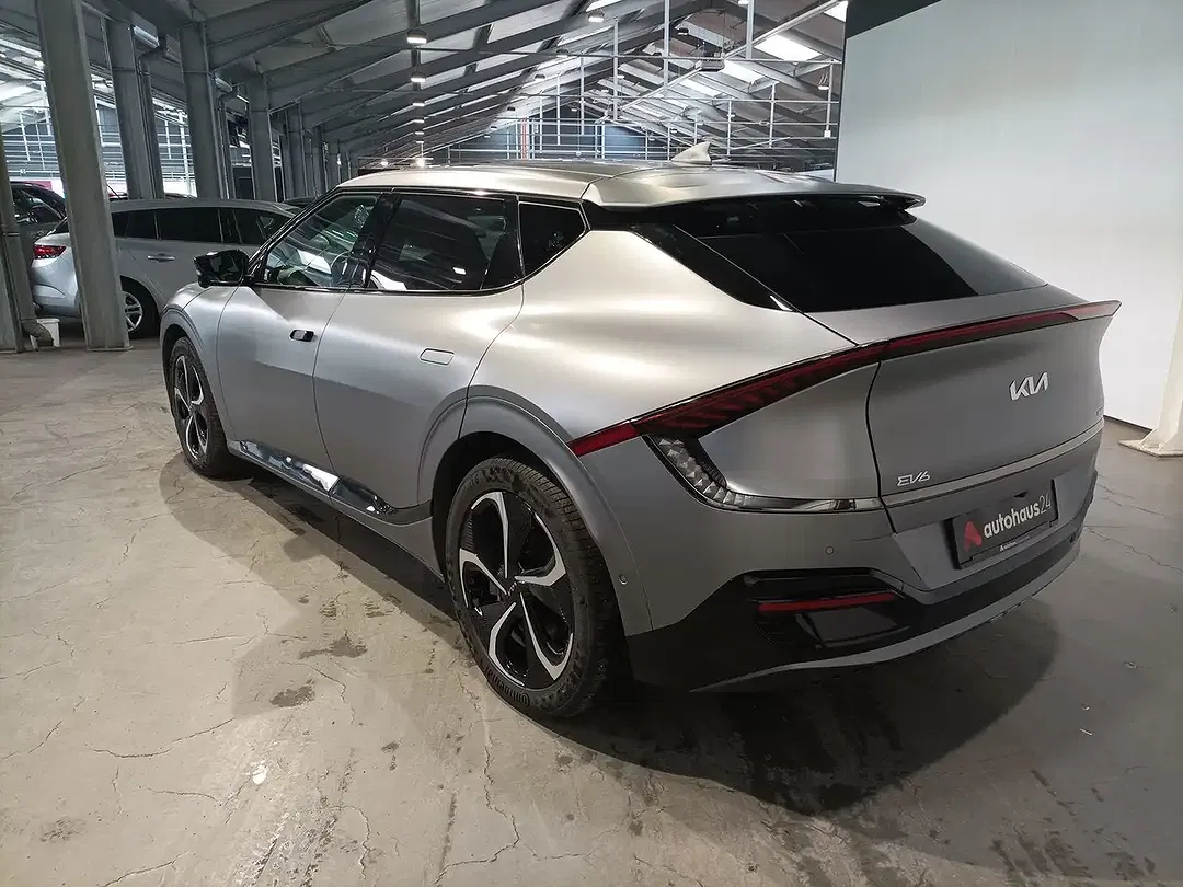 Kia EV6 - Thumbnail 4