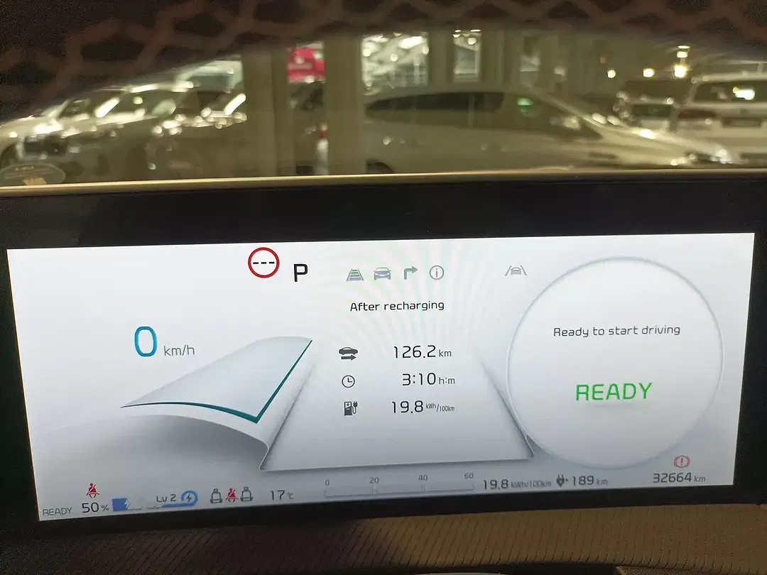 Kia EV6 - Thumbnail 7