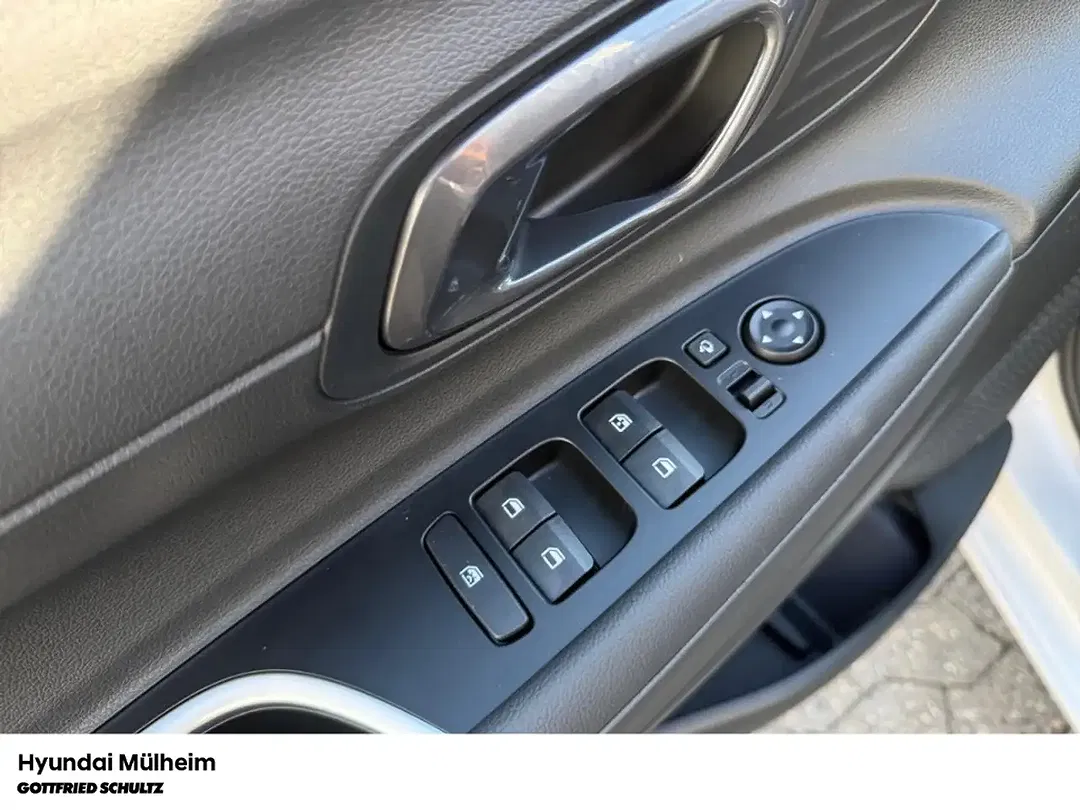 Hyundai i20 - Thumbnail 10