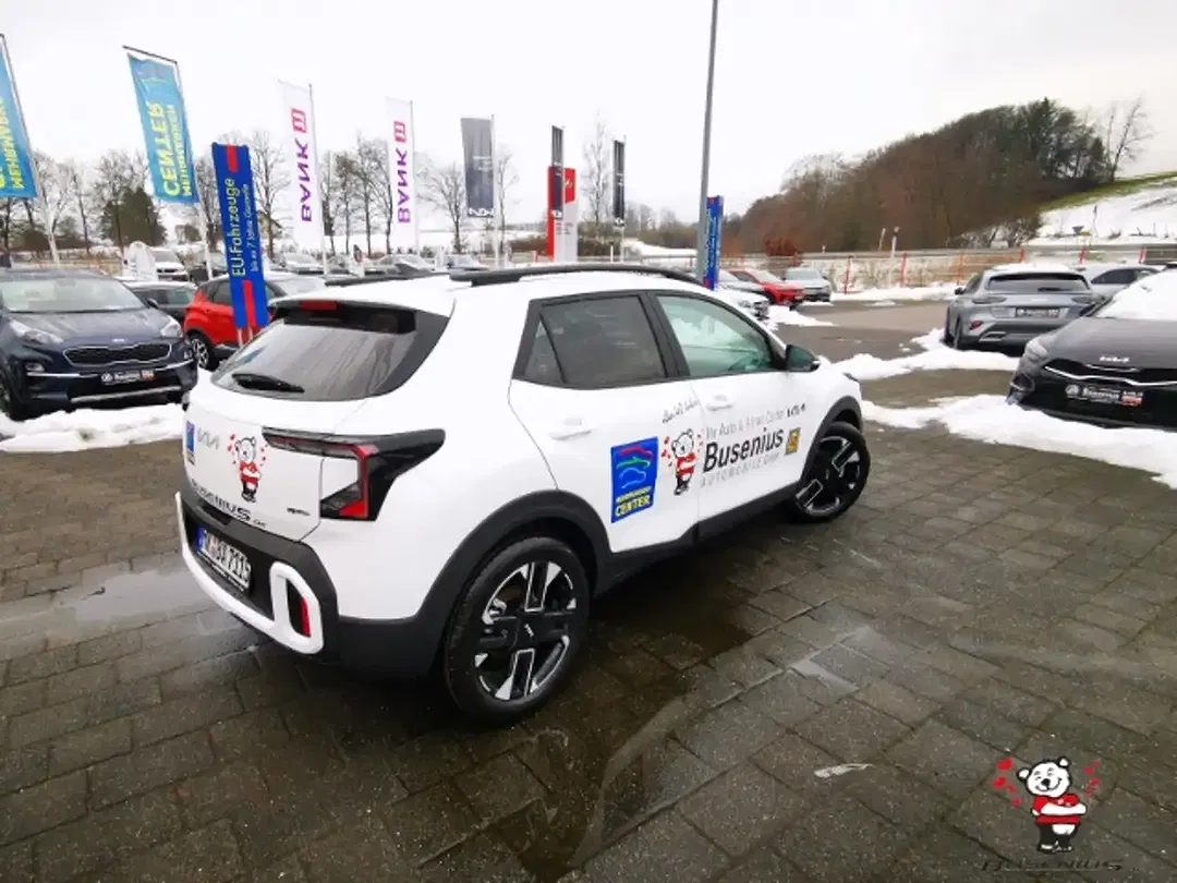 Kia Stonic - Thumbnail 3