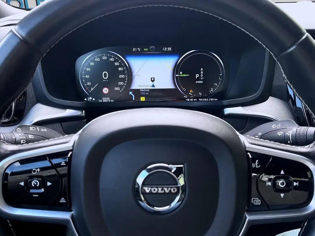 Volvo S60 - Thumbnail 8