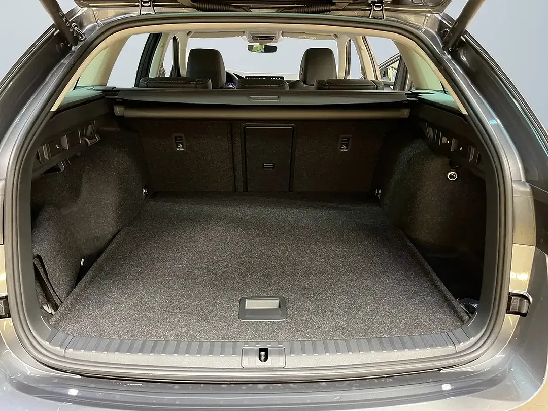 Skoda Octavia - Thumbnail 12