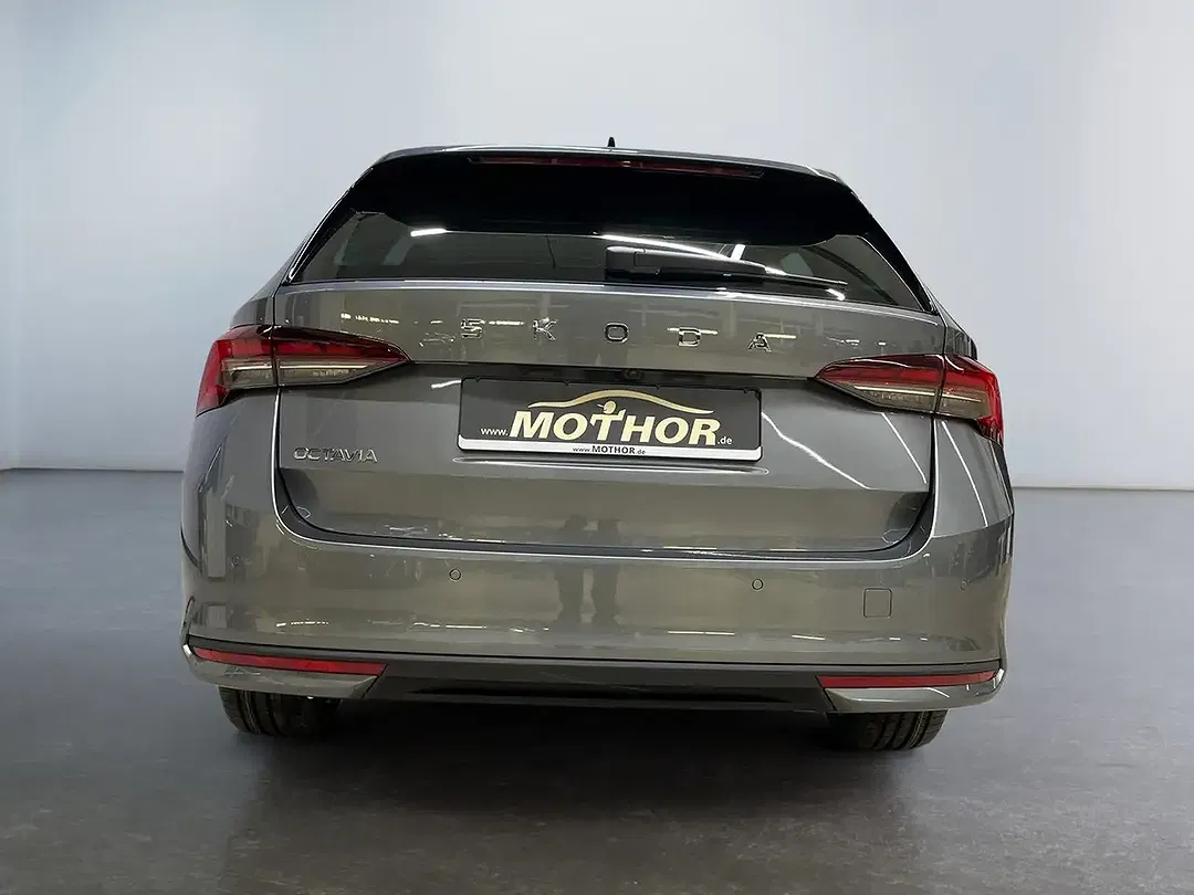 Skoda Octavia - Thumbnail 4