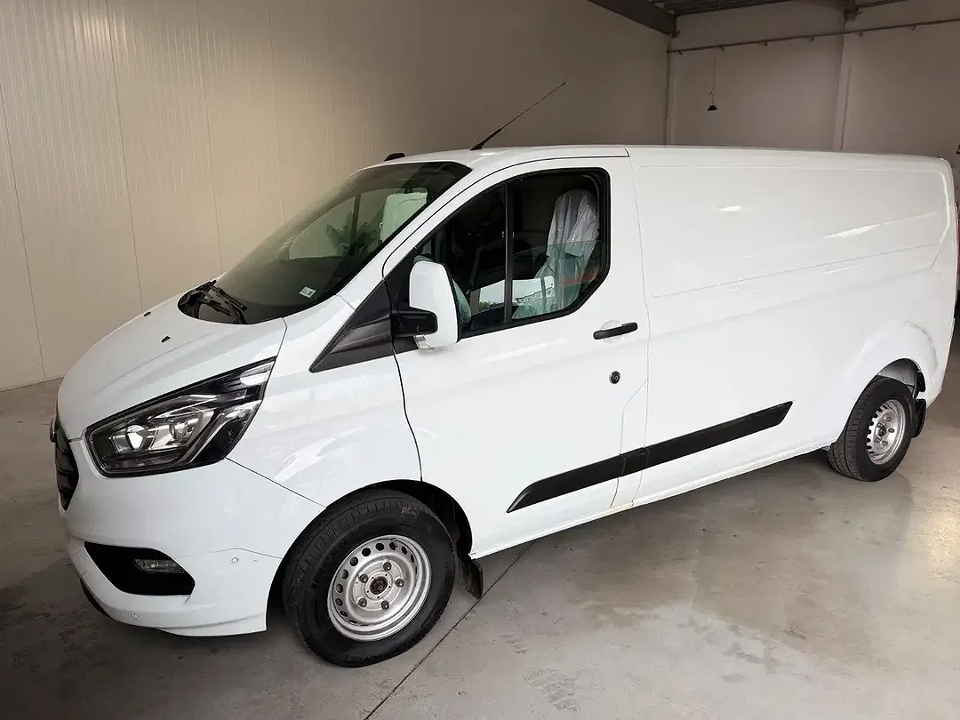 Ford Transit Custom - Thumbnail 2