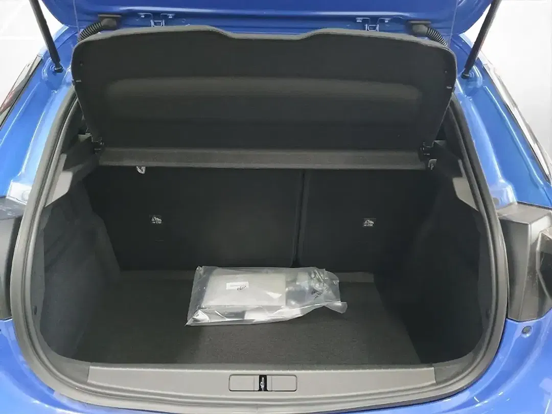Opel Corsa - Thumbnail 10