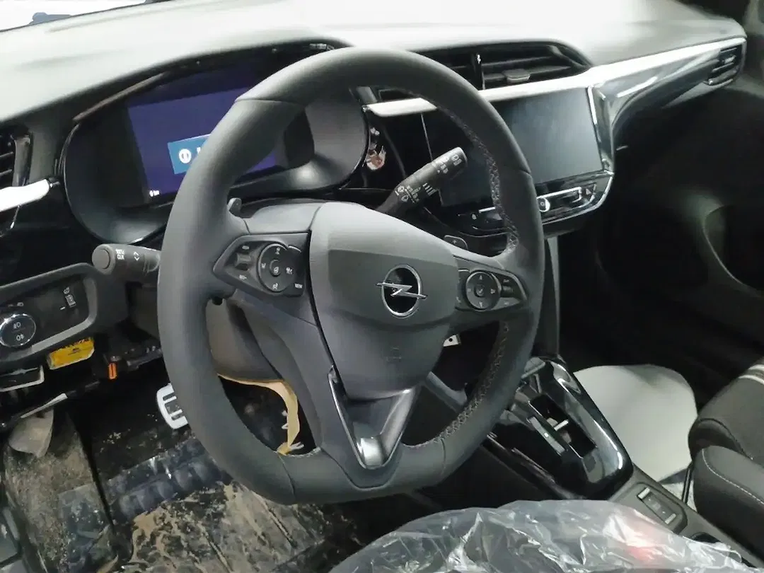 Opel Corsa - Thumbnail 7
