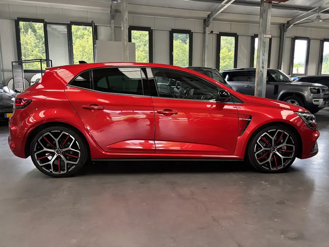 Renault Megane - Thumbnail 2