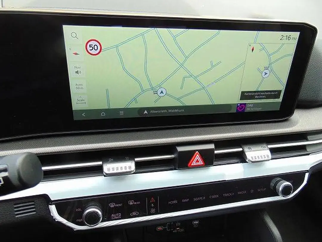 Kia Sportage - Thumbnail 8