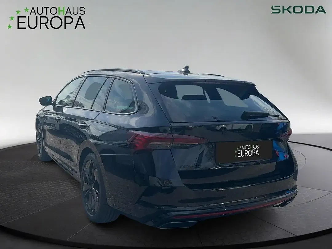 Skoda Octavia - Thumbnail 2