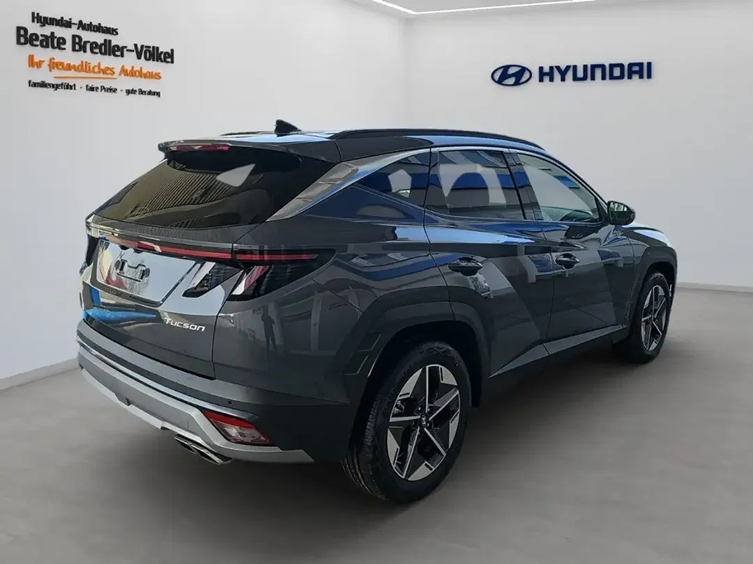 Hyundai TUCSON - Thumbnail 3