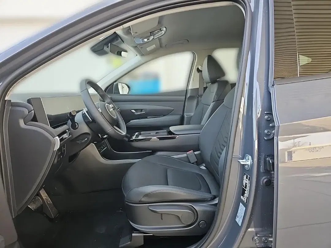 Hyundai TUCSON - Thumbnail 7