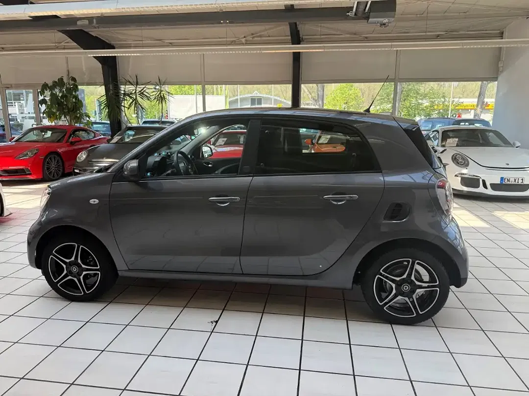 smart forFour - Thumbnail 5