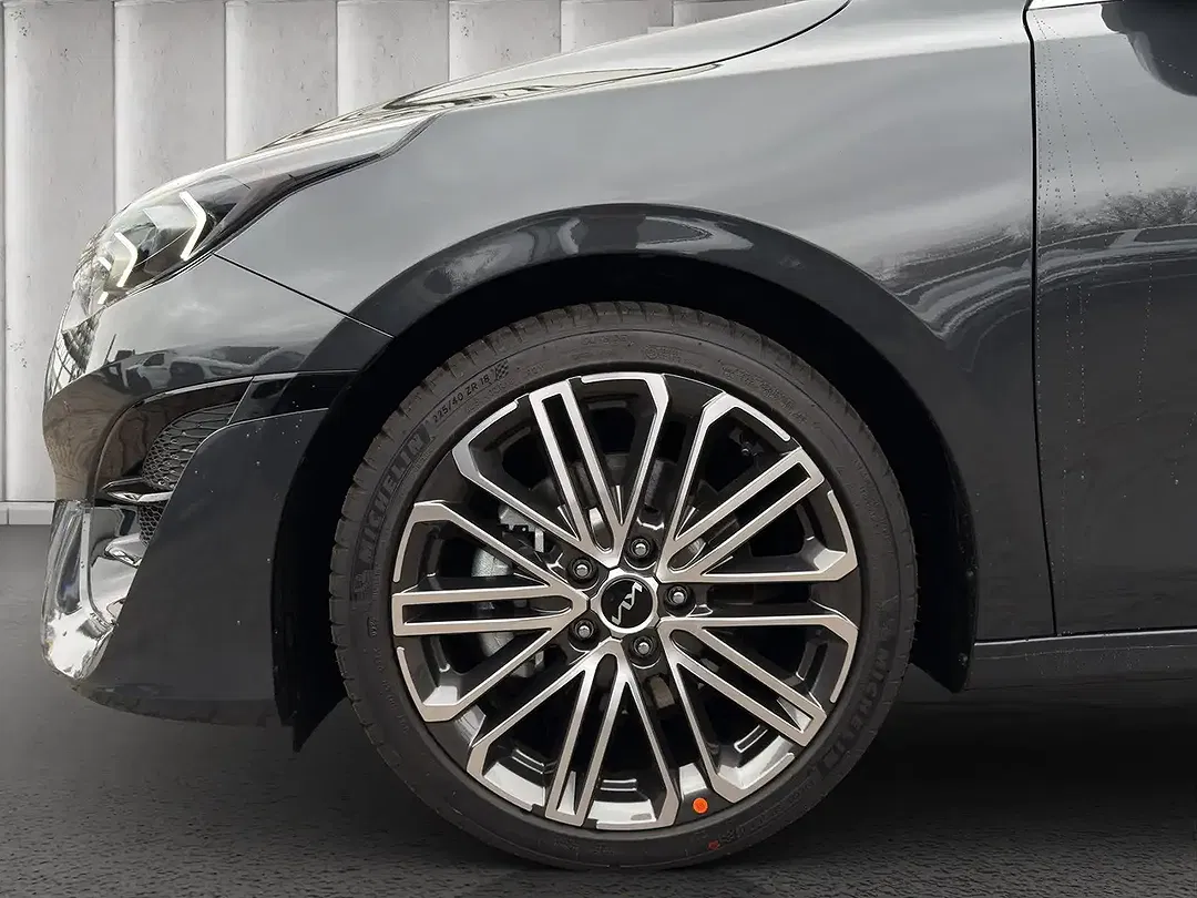 Kia Ceed / cee'd - Thumbnail 8