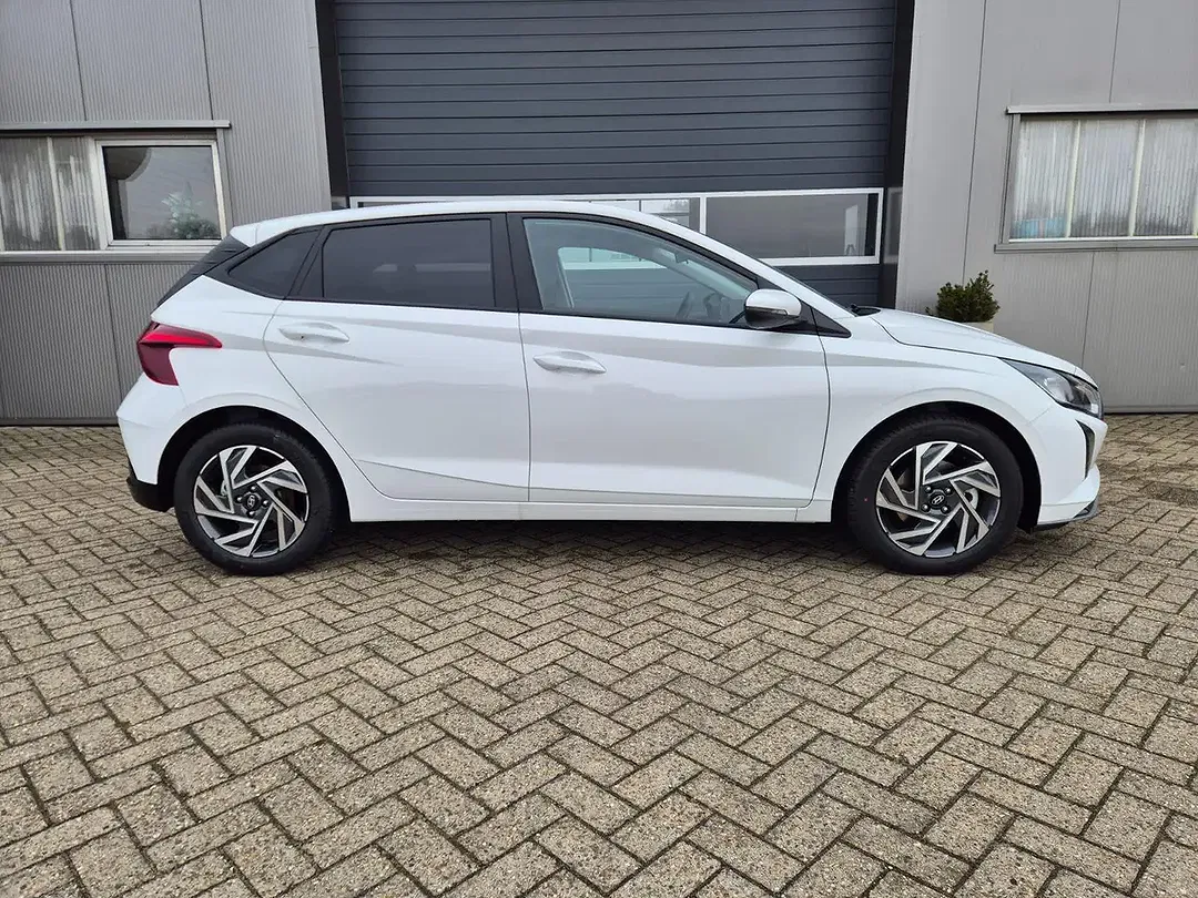 Hyundai i20 - Thumbnail 5
