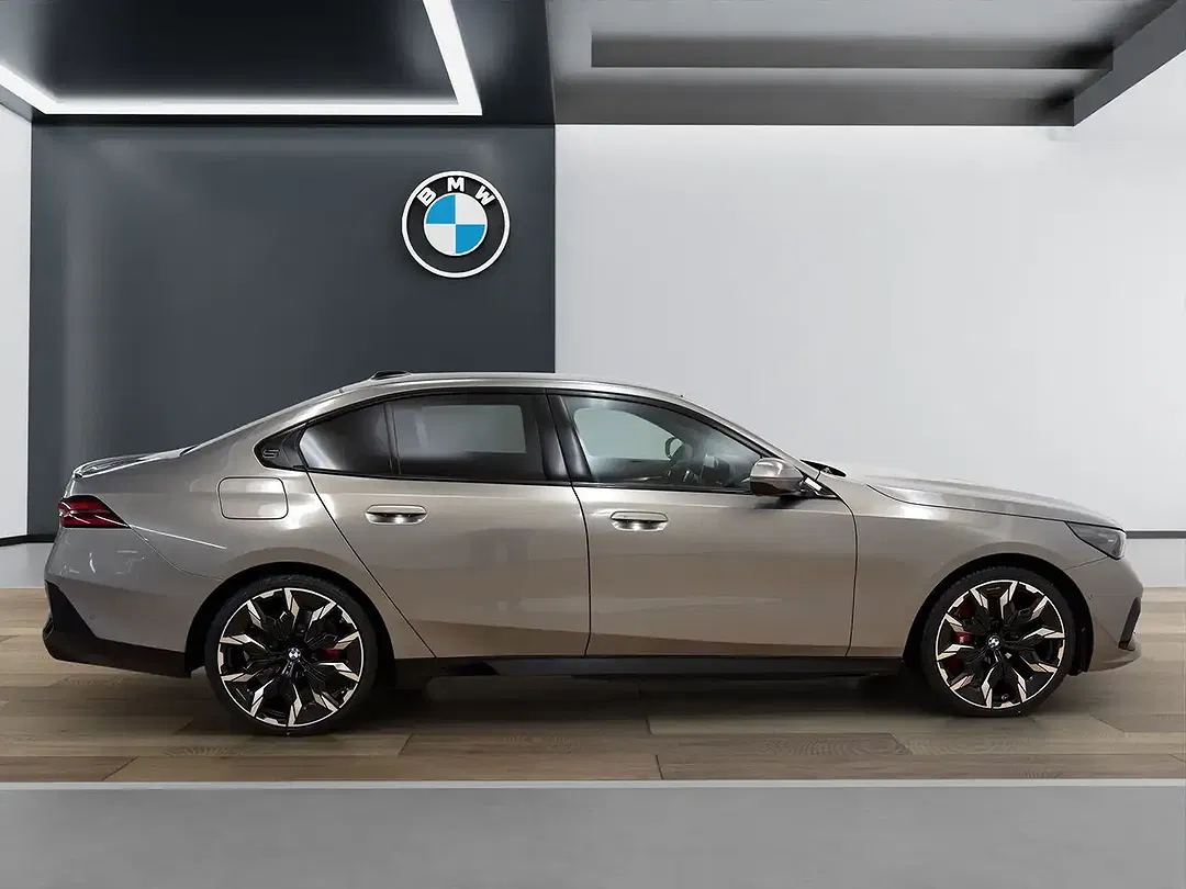 BMW 540 - Thumbnail 8