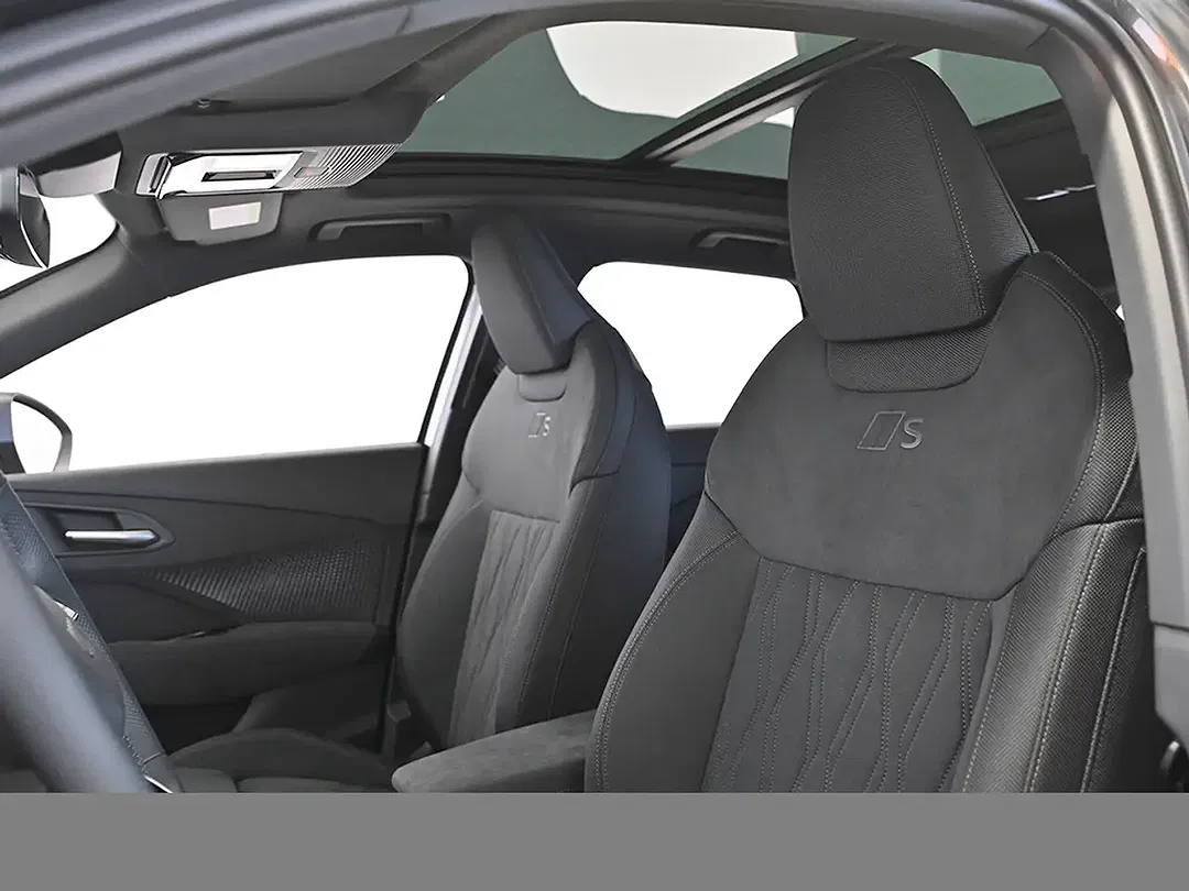 Audi Q3 - Thumbnail 9