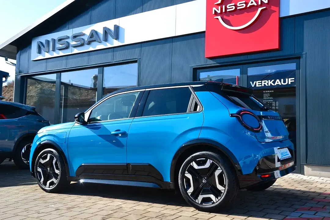 Nissan Micra - Thumbnail 4
