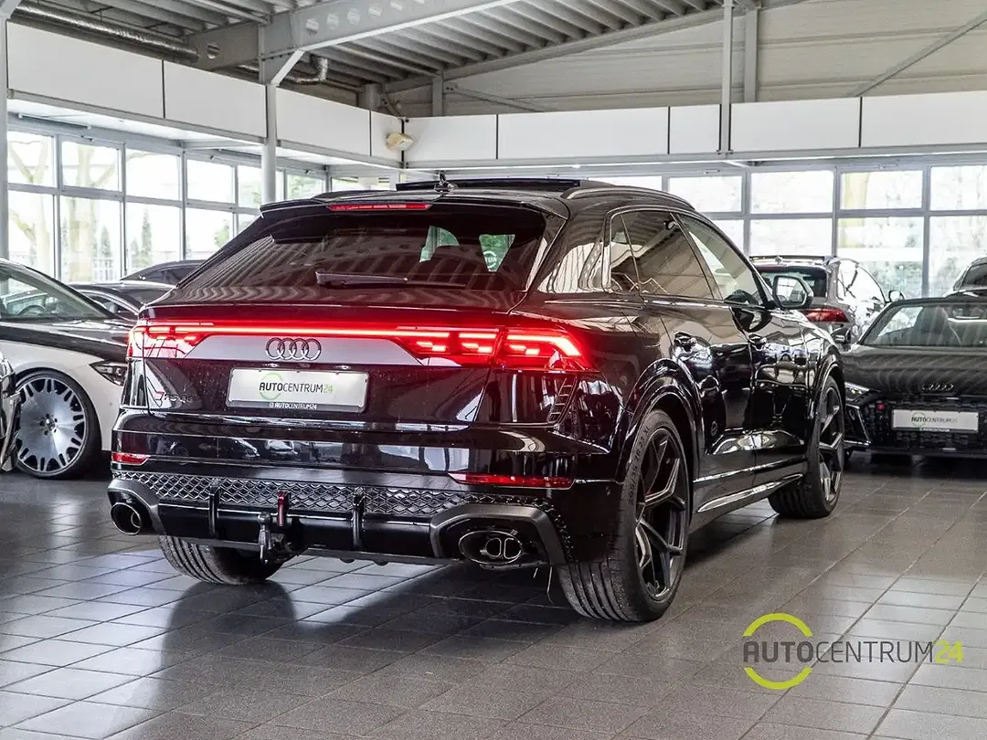 Audi RS Q8 - Thumbnail 9