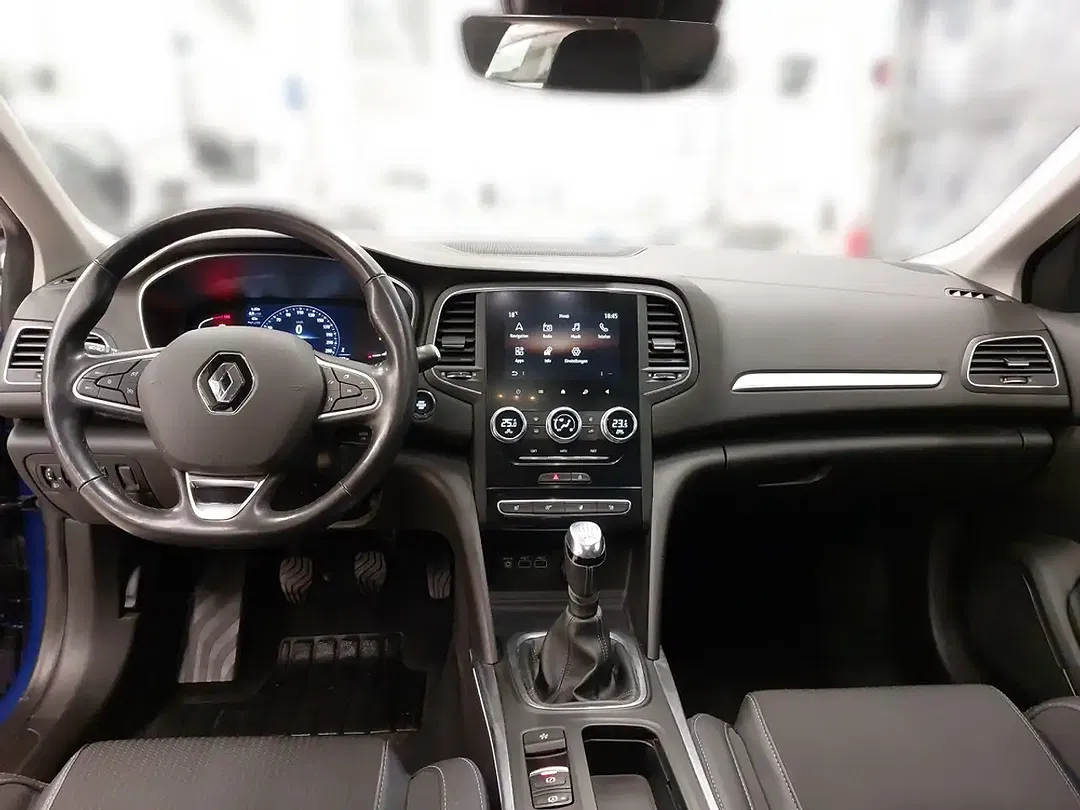 Renault Megane - Thumbnail 4