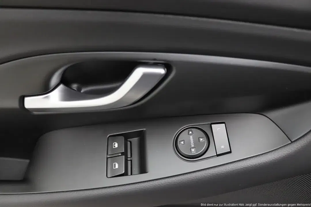 Hyundai i30 - Thumbnail 14